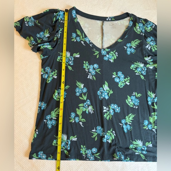 LOFT Flutter Sleeve Top - Picture 3 of 6